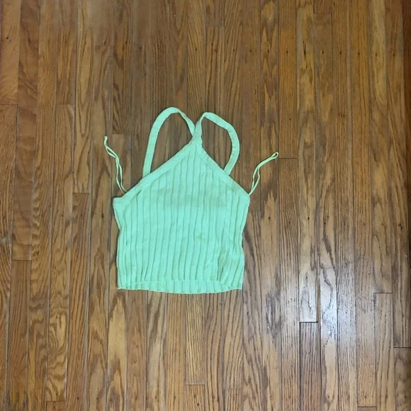 Halter crop top - Picture 3 of 3